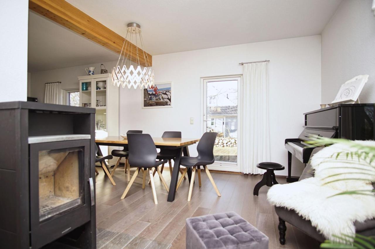 Komfortables Haus Mit Kamin, Sauna, Garten, Terrasse - Ferienhaus Sternschnuppe Вик Экстерьер фото